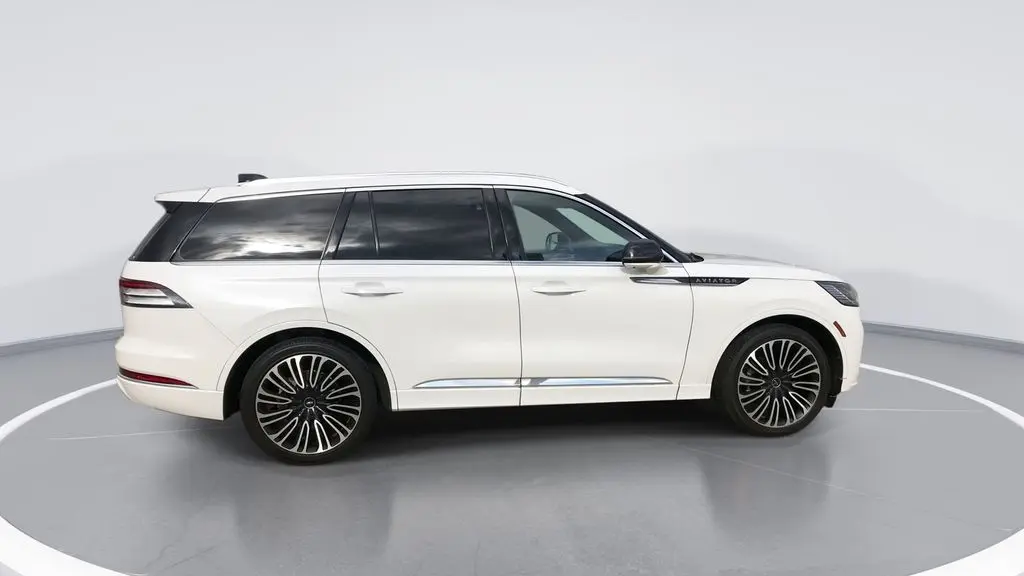 2025 Lincoln Aviator Black Label