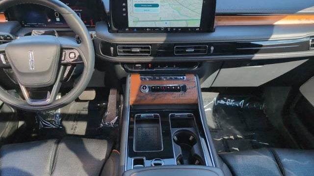 2025 Lincoln Aviator Black Label