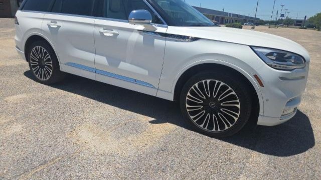 2021 Lincoln Aviator Black Label