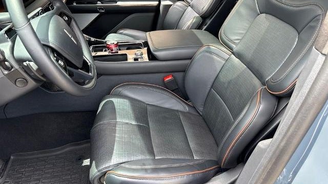 2025 Lincoln Aviator Black Label