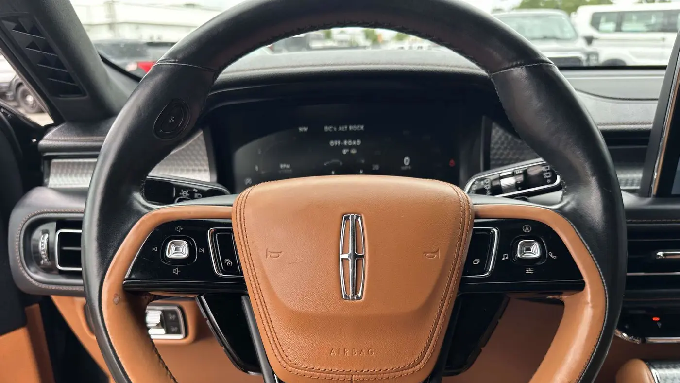 2021 Lincoln Aviator Black Label