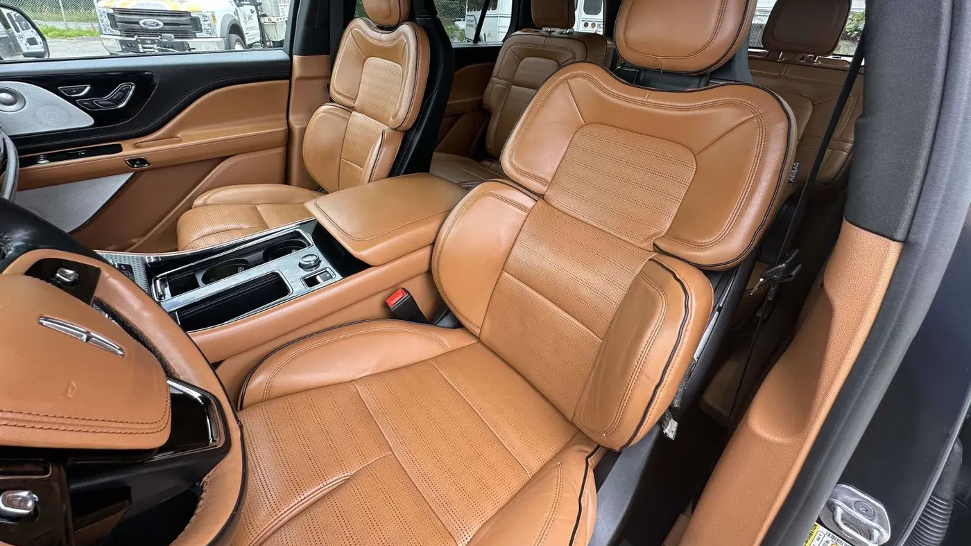 2021 Lincoln Aviator Black Label