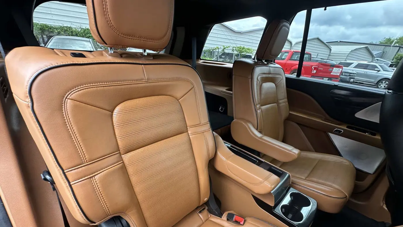 2021 Lincoln Aviator Black Label