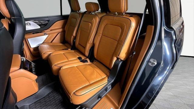2022 Lincoln Aviator Black Label