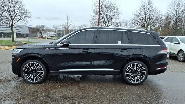 2023 Lincoln Aviator Black Label