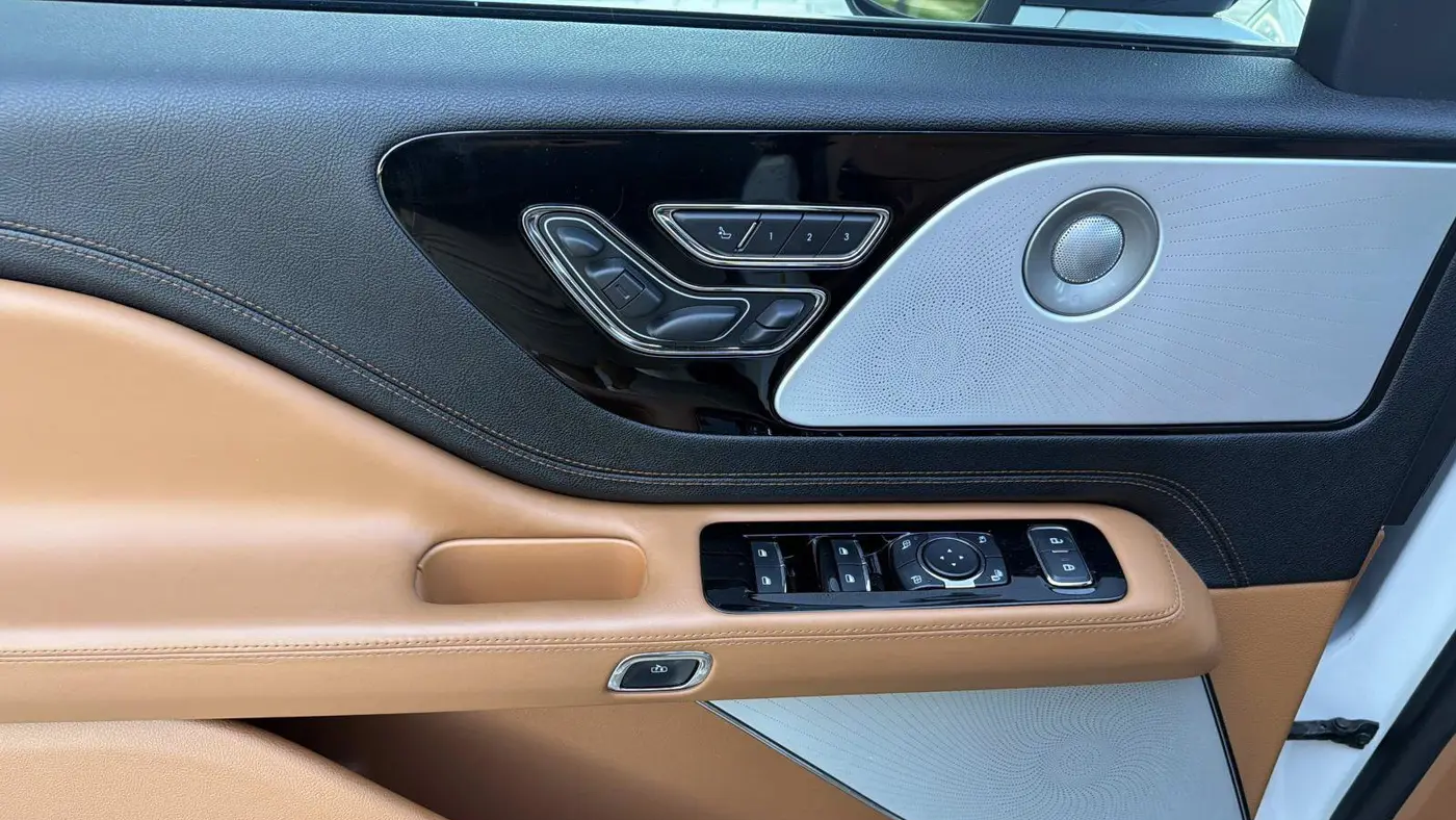 2024 Lincoln Aviator Black Label