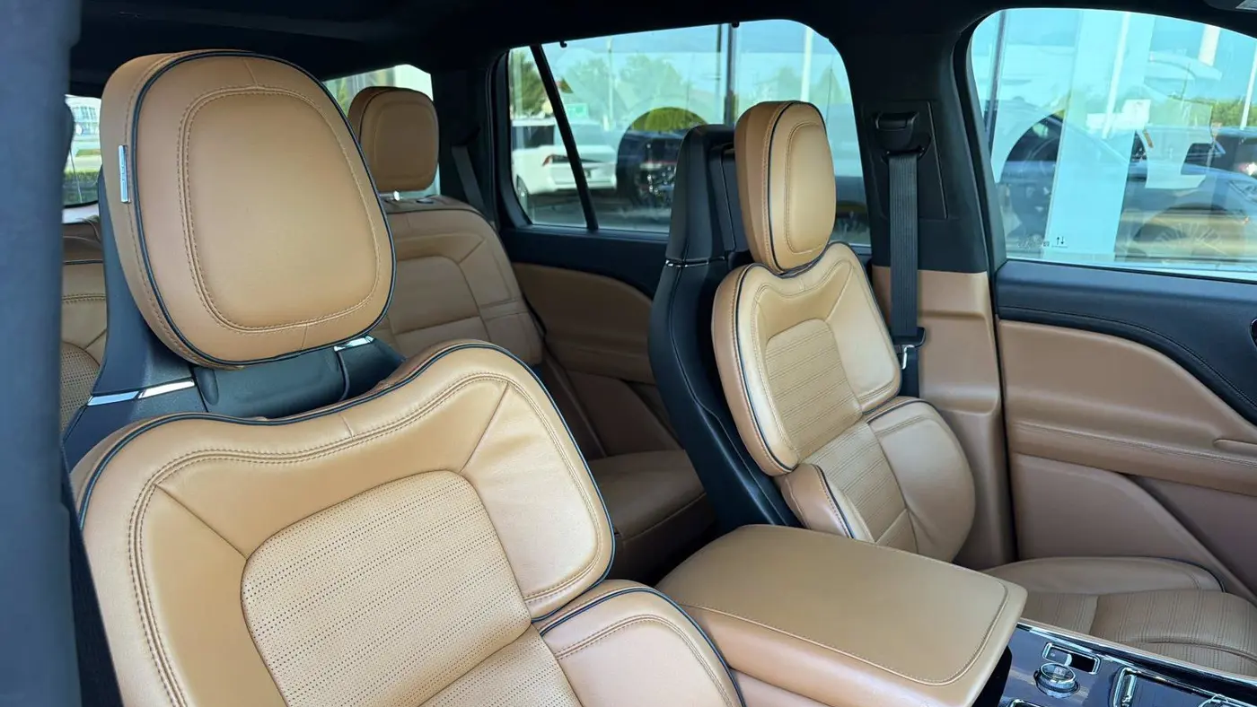 2024 Lincoln Aviator Black Label