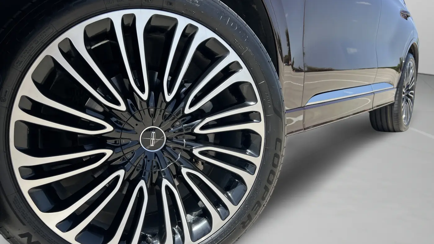 2024 Lincoln Aviator Black Label