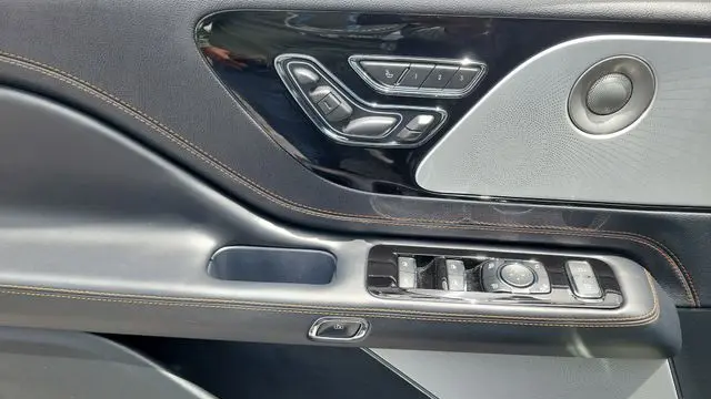 2025 Lincoln Aviator Black Label