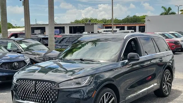 2025 Lincoln Aviator Black Label