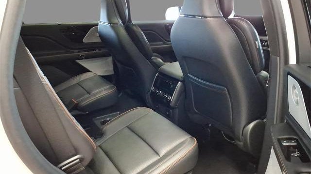 2025 Lincoln Aviator Black Label