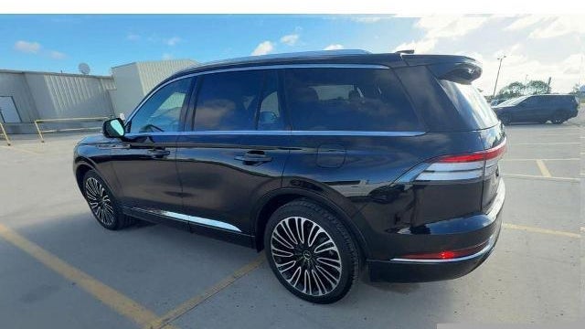 2025 Lincoln Aviator Black Label