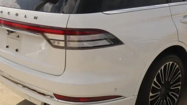 2022 Lincoln Aviator Black Label