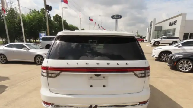2022 Lincoln Aviator Black Label