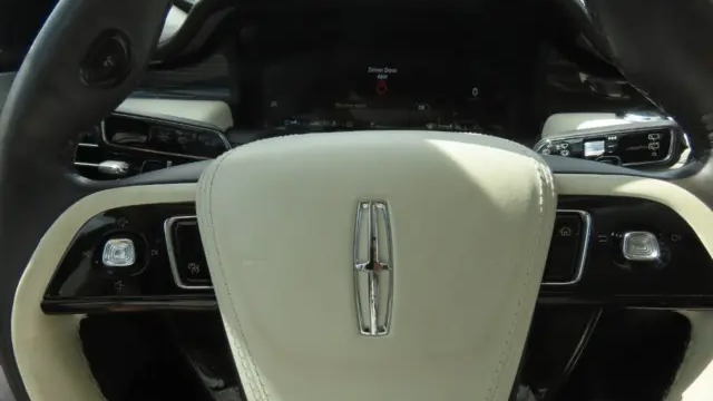 2022 Lincoln Aviator Black Label