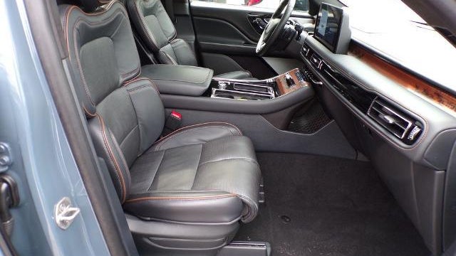 2025 Lincoln Aviator Black Label