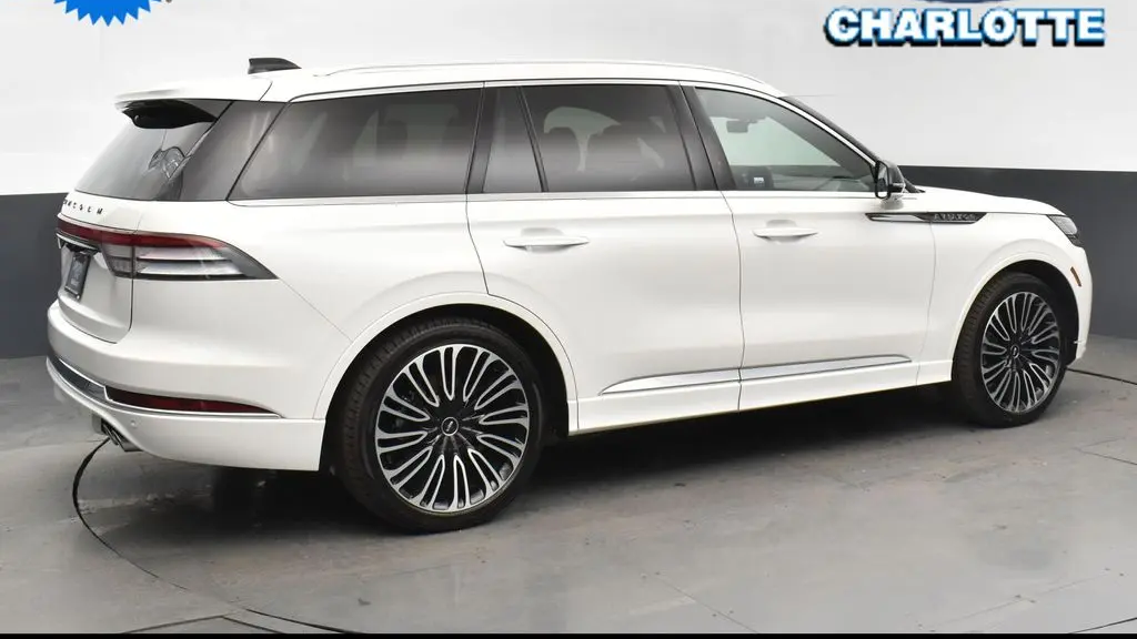 2025 Lincoln Aviator Black Label