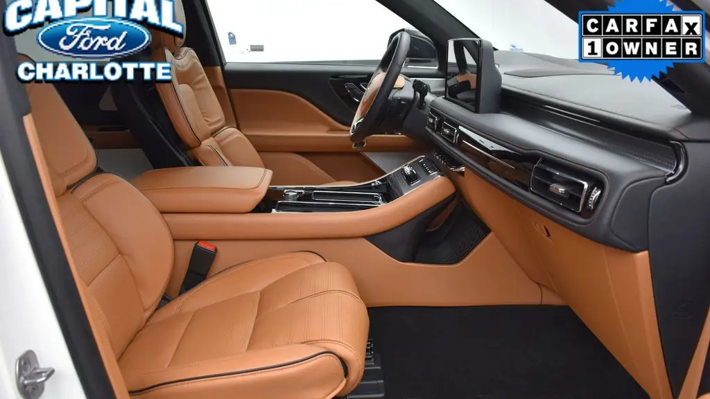 2025 Lincoln Aviator Black Label