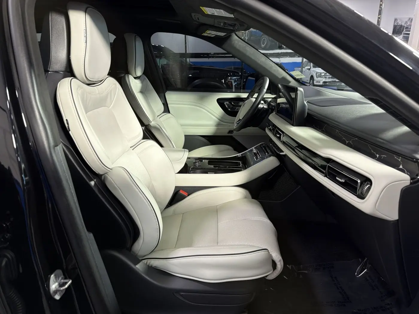2026 Lincoln Aviator - $75,000