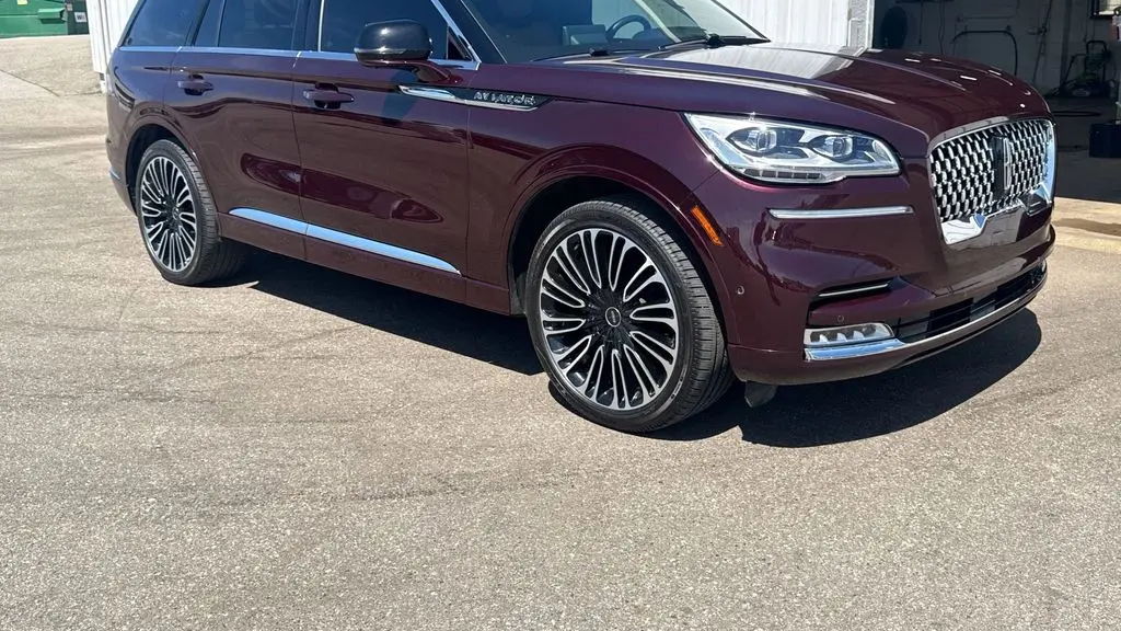 2023 Lincoln Aviator Black Label