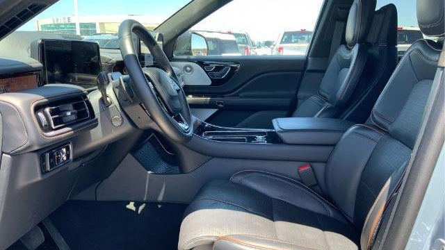2025 Lincoln Aviator Black Label