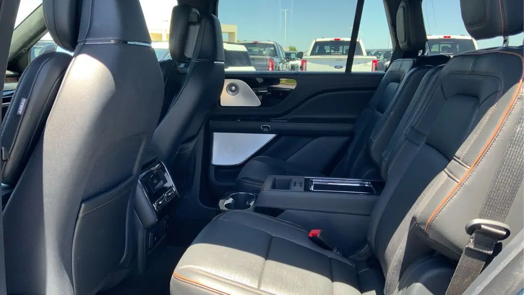 2025 Lincoln Aviator Black Label