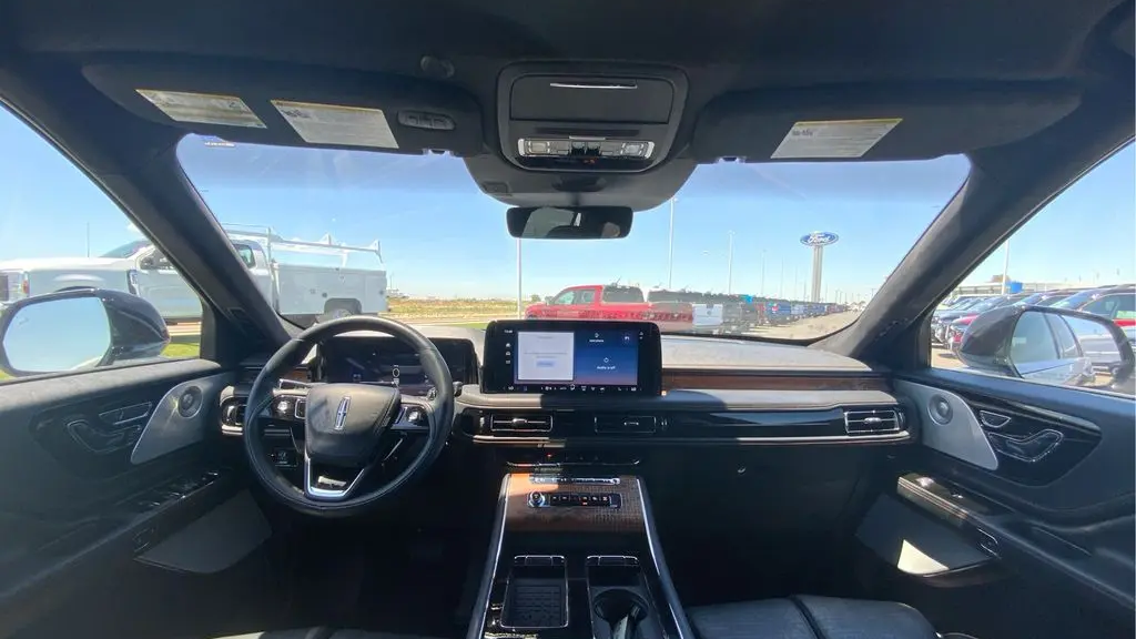 2025 Lincoln Aviator Black Label
