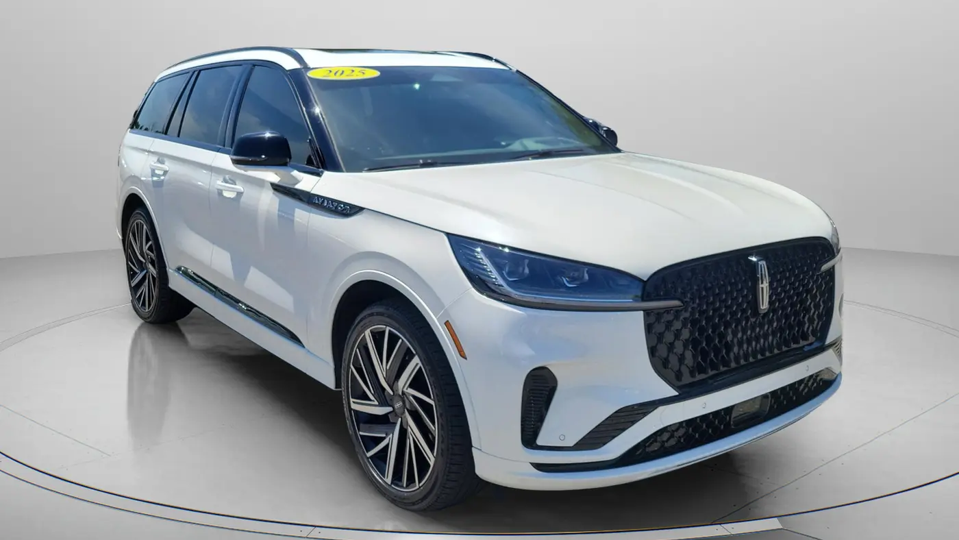 2025 Lincoln Aviator Black Label
