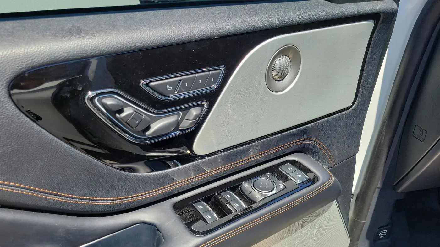 2025 Lincoln Aviator Black Label