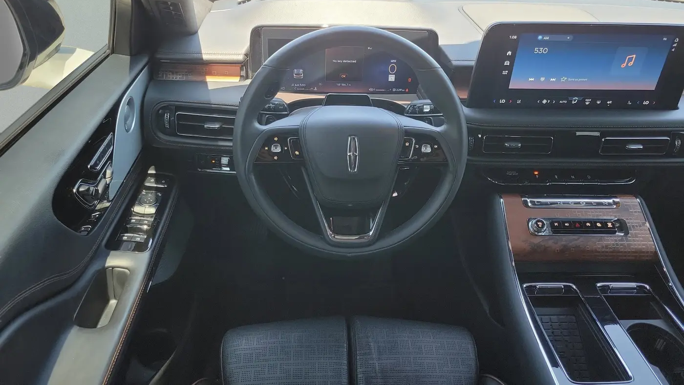2025 Lincoln Aviator Black Label