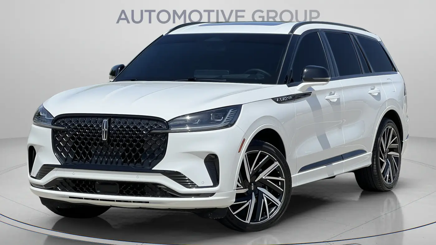 Preowned 2025 Lincoln Aviator Black Label for Sale