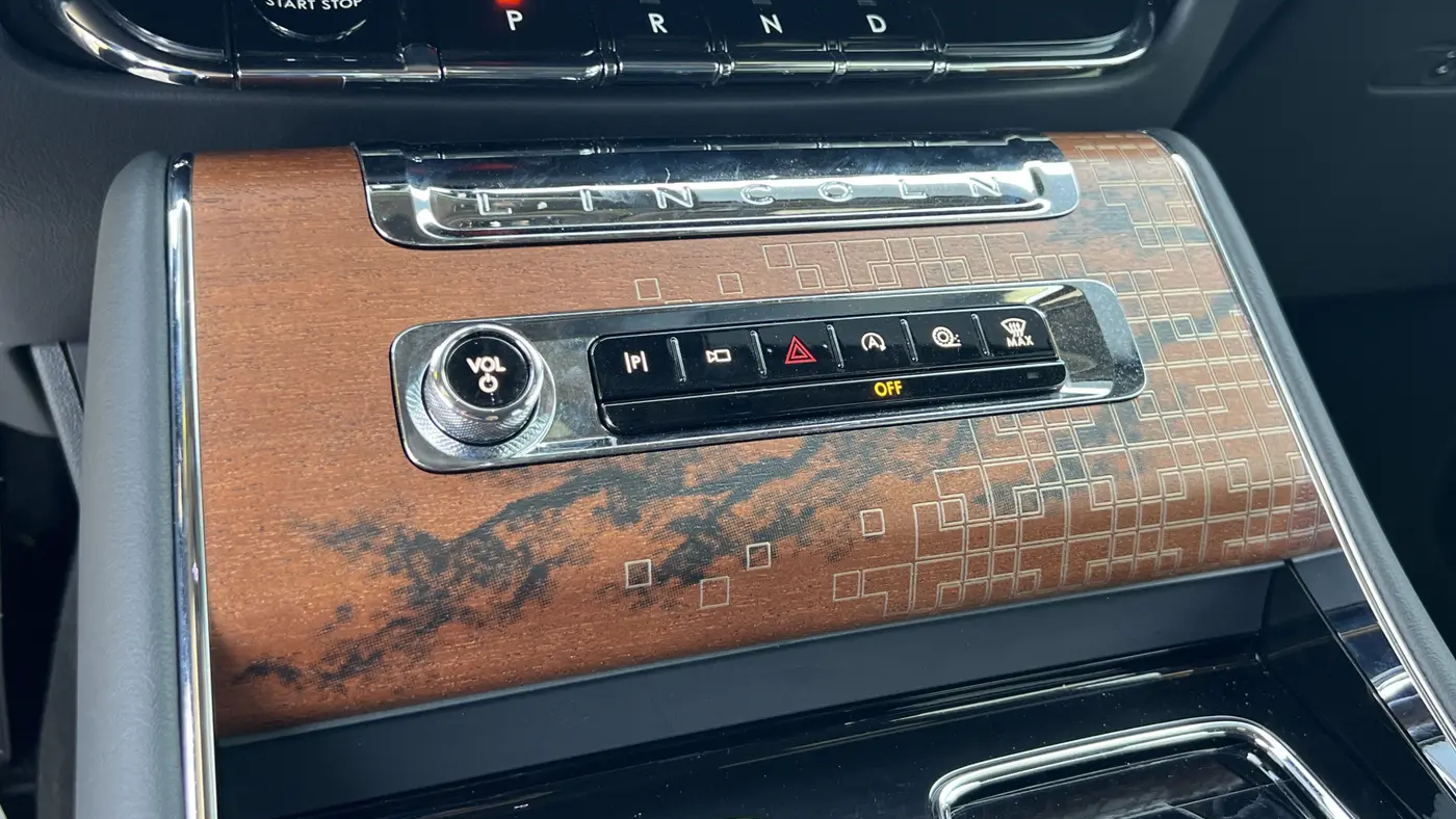 2025 Lincoln Aviator Black Label