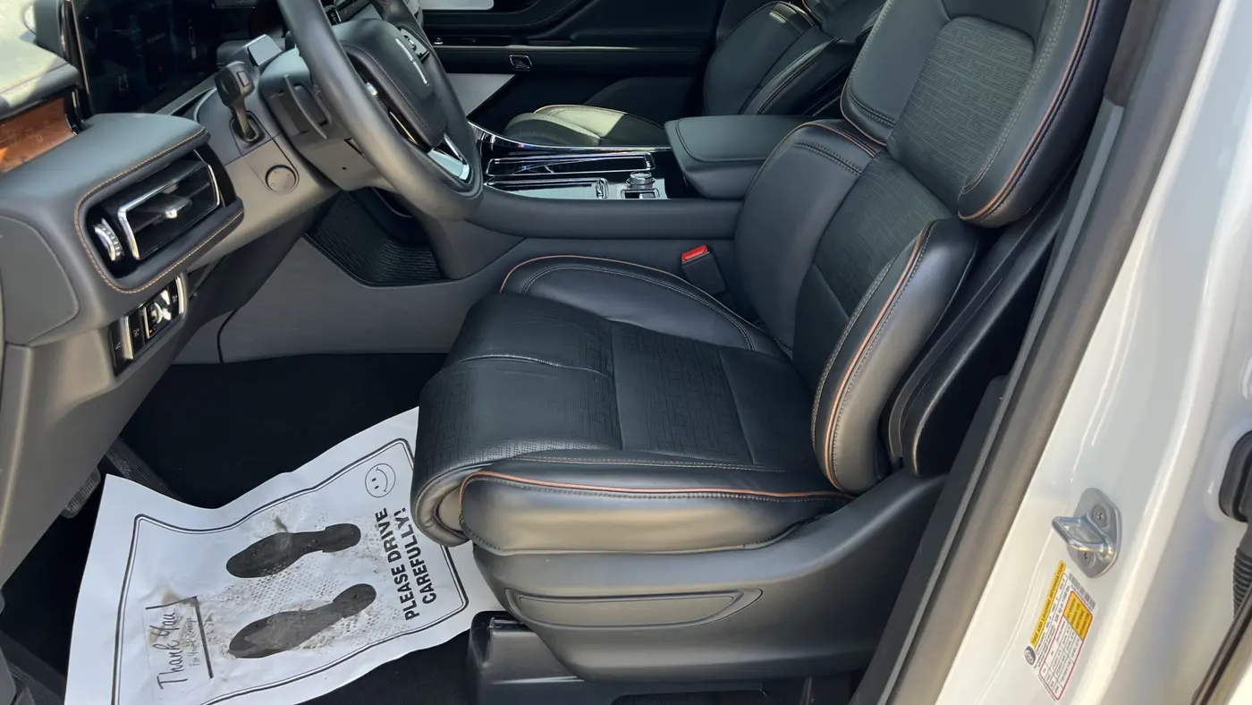 2025 Lincoln Aviator Black Label