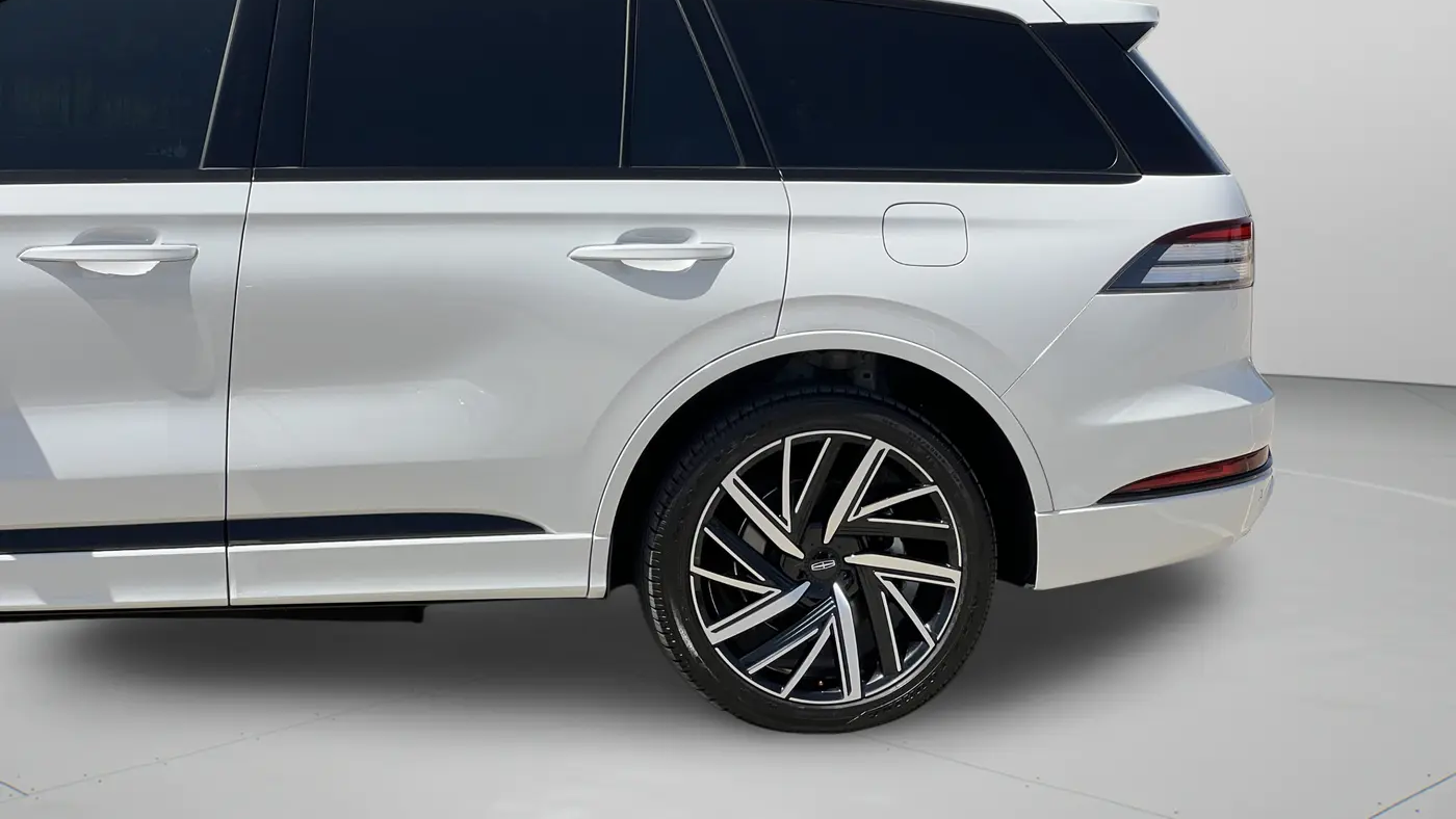 2025 Lincoln Aviator Black Label