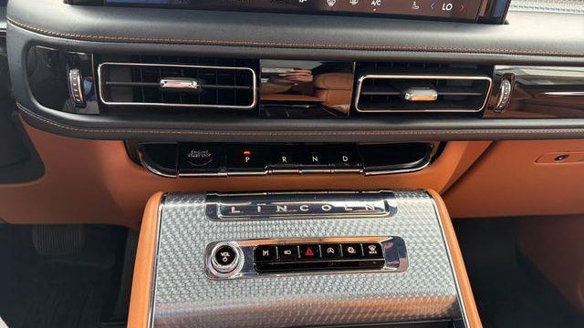 2025 Lincoln Aviator Black Label