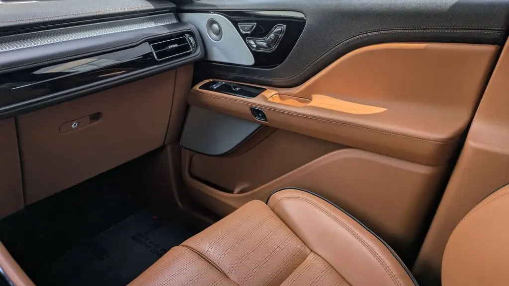 2024 Lincoln Aviator Black Label