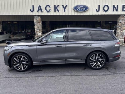 Photo of a 2025 Lincoln Aviator AWD Black Label 4DR SUV for sale