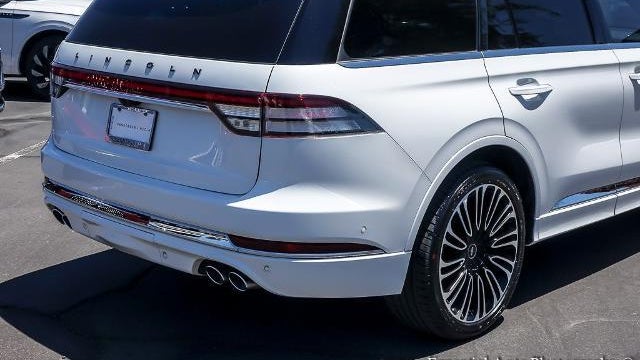 2022 Lincoln Aviator Black Label