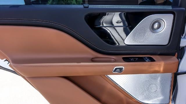 2022 Lincoln Aviator Black Label