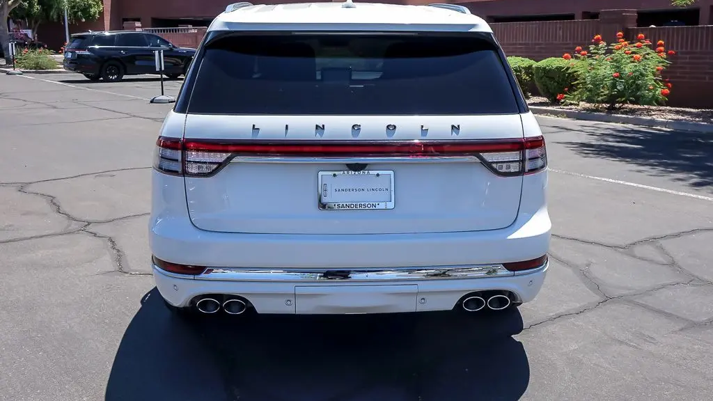 2022 Lincoln Aviator Black Label