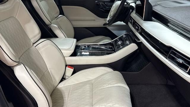2023 Lincoln Aviator Black Label