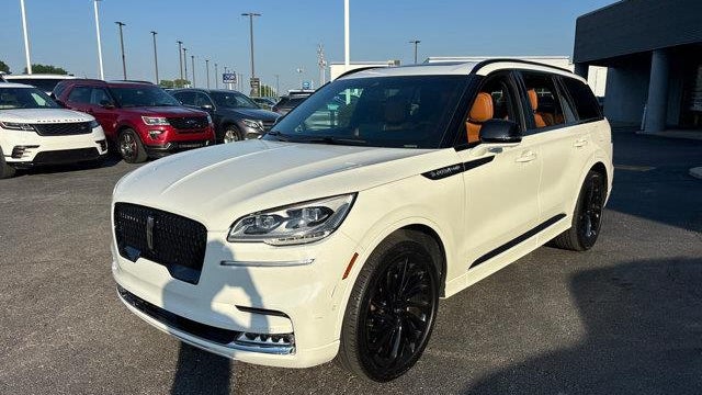 2024 Lincoln Aviator Black Label