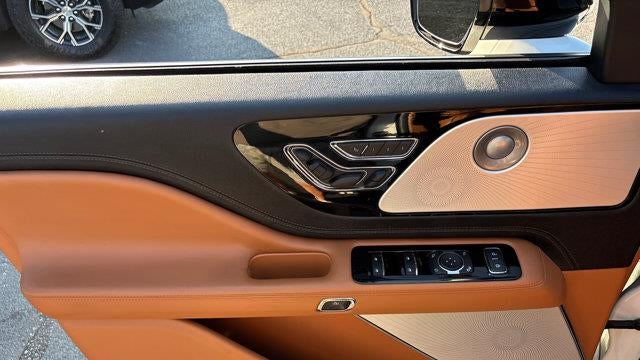 2024 Lincoln Aviator Black Label