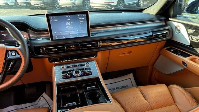 2024 Lincoln Aviator Black Label