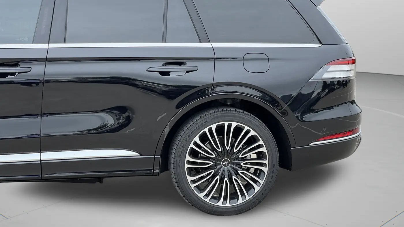 2024 Lincoln Aviator Black Label