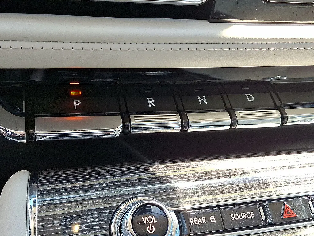 2021 Lincoln Aviator - $45,000