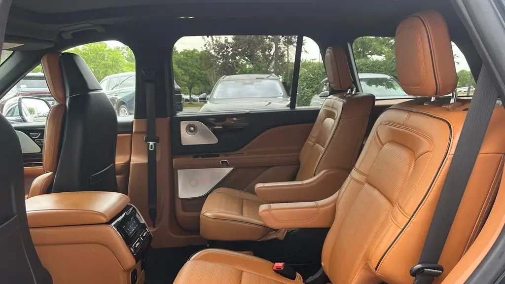 2022 Lincoln Aviator Black Label