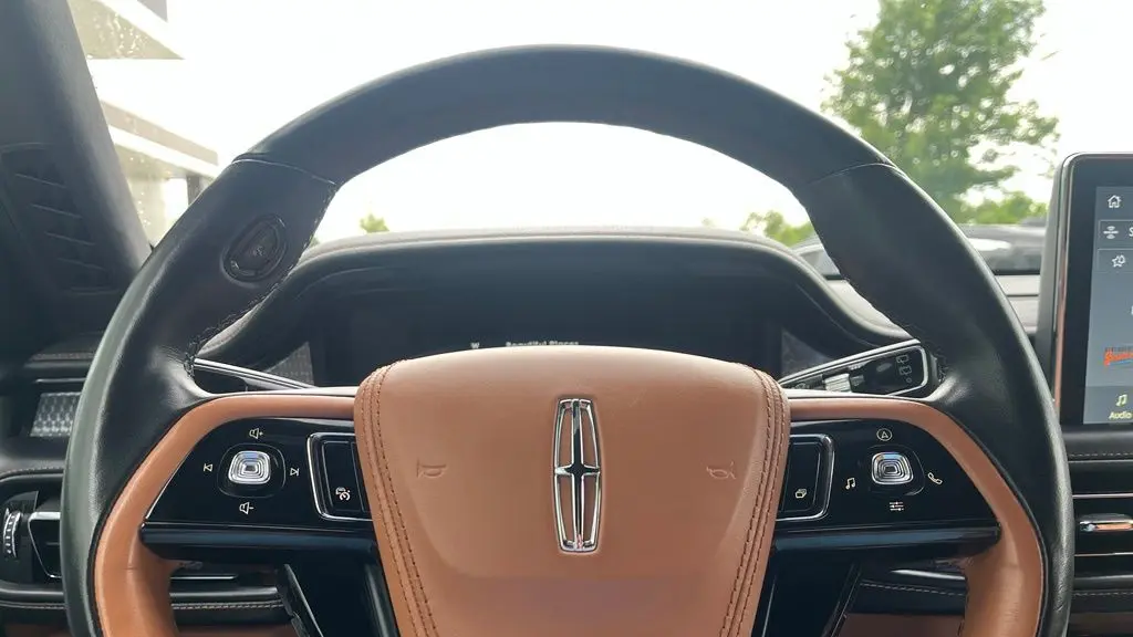 2022 Lincoln Aviator Black Label