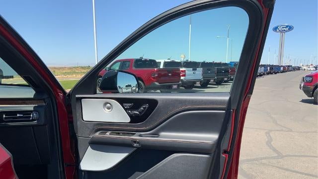 2025 Lincoln Aviator Black Label