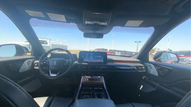 2025 Lincoln Aviator Black Label